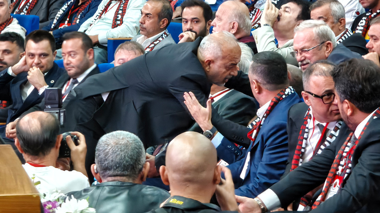 Genclerbirligi genel kurulunda tansiyon yukseldi HPhm4B1b